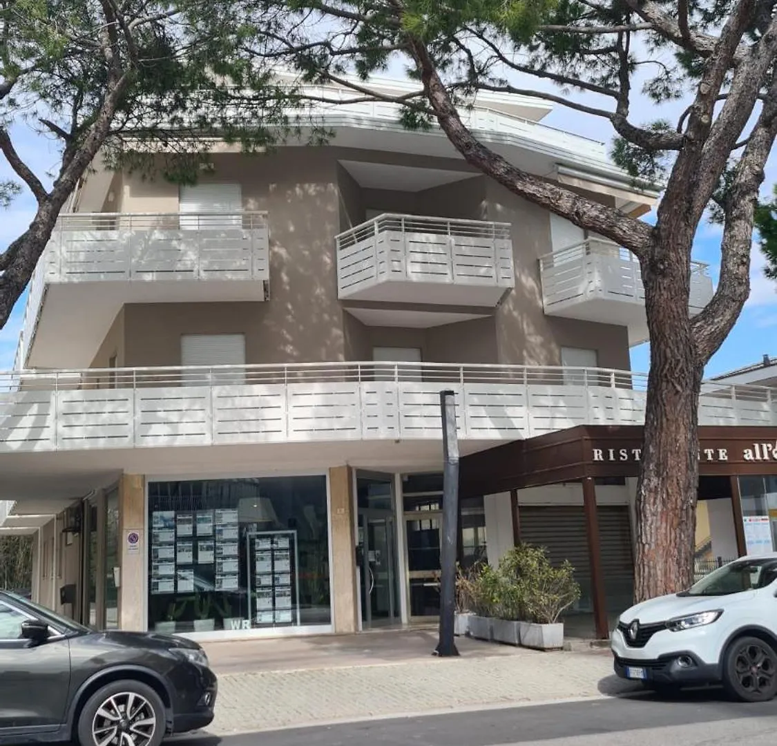 Residence Gallo - Walterigato Apartments Per Solo Famiglie Lido di Jesolo Italy