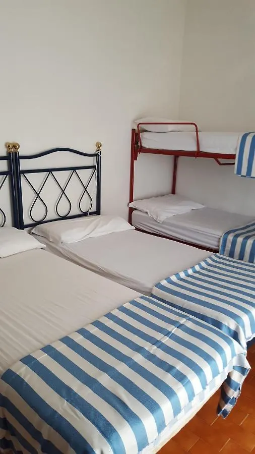 Residence Gallo - Walterigato Apartments Per Solo Famiglie Lido di Jesolo Italy