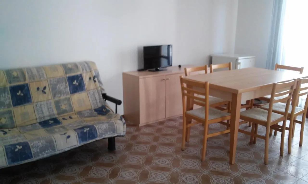 Residence Gallo - Walterigato Apartments Per Solo Famiglie Lido di Jesolo 0*,  Italy